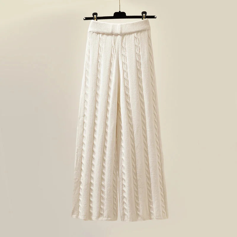 Comfortable and luxury Cozy Set